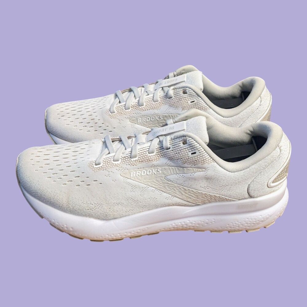 Brooks Women's 9 B Ghost 16 Running Shoes White Nitrogen Injected 1204071B151